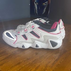 Adidas dad shoe like new size 11